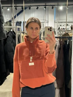 Genser<Amundsen V-Bond Waxed Fleece Womens Genser Rustrød