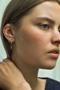 Maria Black<Maria Black Basic hoop earring M 16mm PAIR Øredobber Sølv