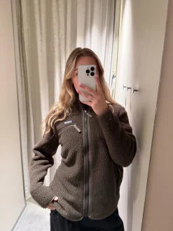 Jakke<Patagonia W Retro Pile Jkt Otter Brown Jakke Brun